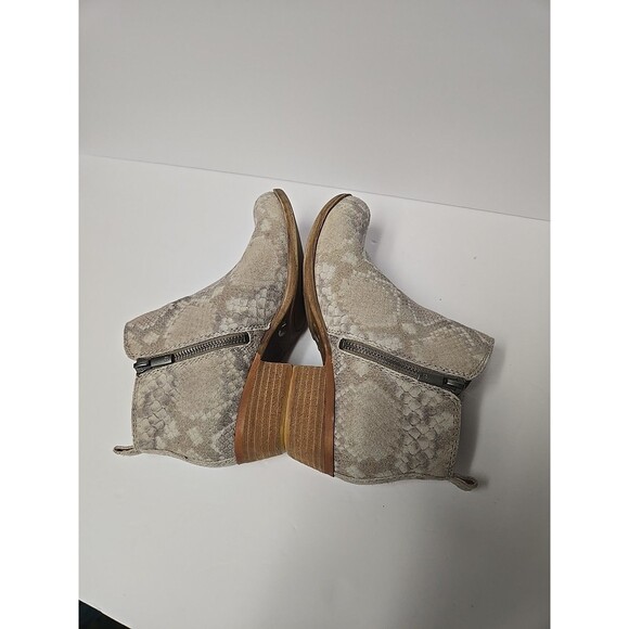 Lucky Brand Women's Grey Basel Leather Booties Gray Tan Green Snake Print 7M - Picture 9 of 11